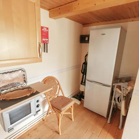 Апартаменты Apartment In A Historic Half Timbered House In Wernigerode Harz